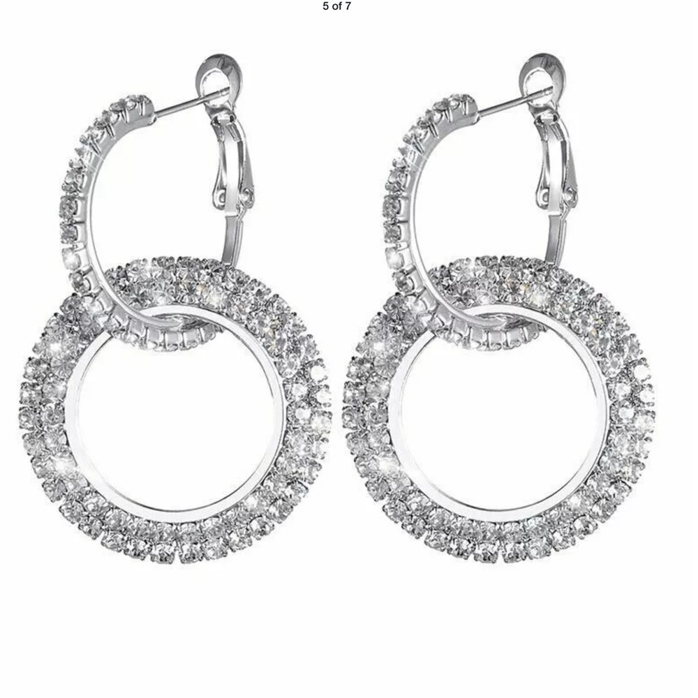 New Elegant Earrings - Picture 9 of 15
